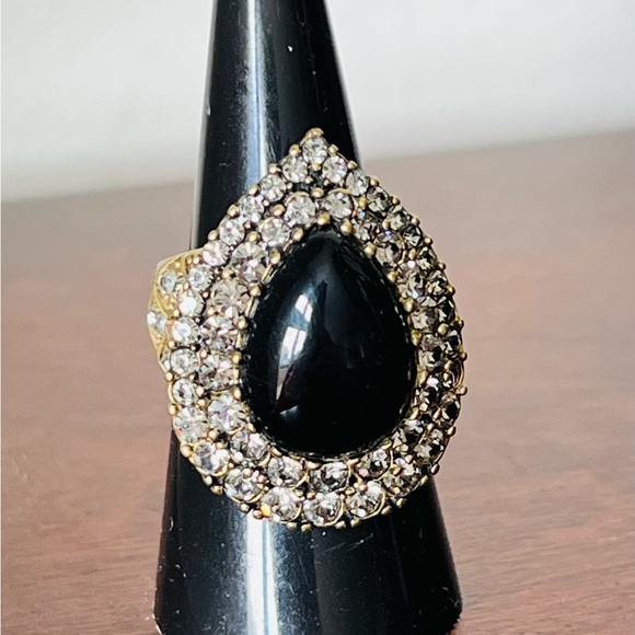 Heidi Daus Size 8 🆕Swarovski Crystals faux onyx teardrop ring - Picture 1 of 9
